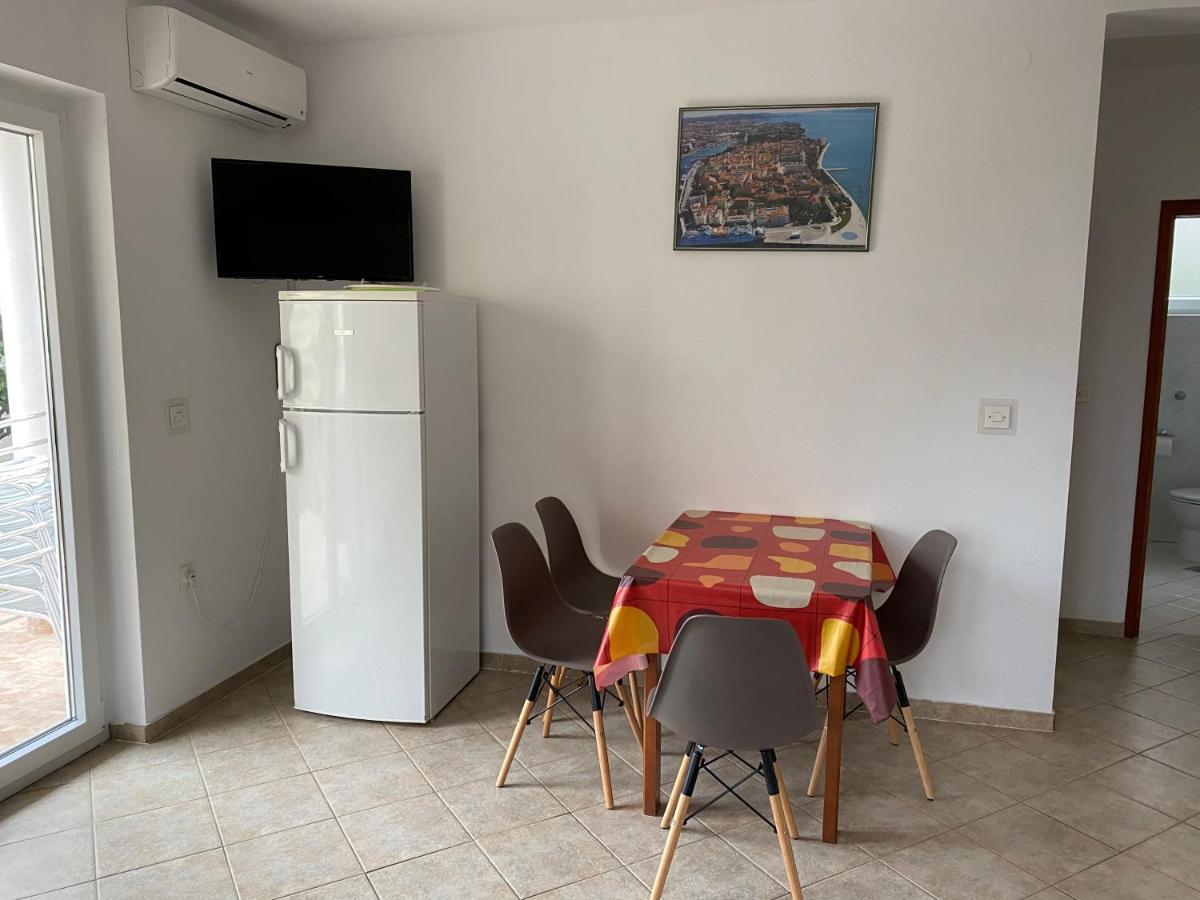 Apartments Zara エクステリア 写真